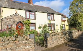 Loch Field Cottage